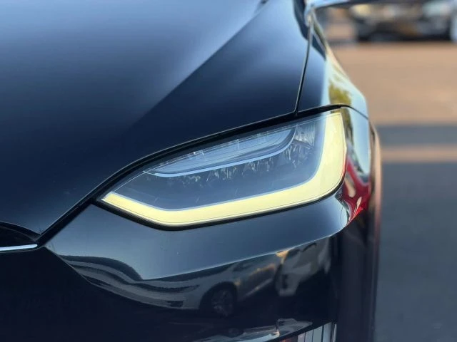 2018 Tesla Model X - Image 6 of 21