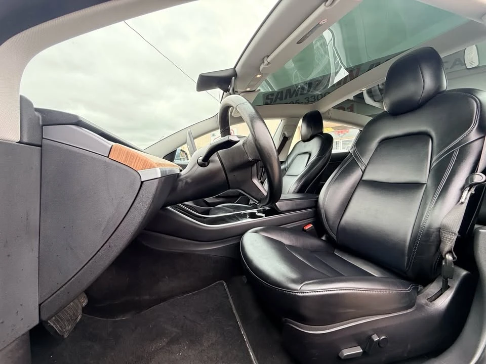 2018 Tesla Model 3 - Image 11 of 20