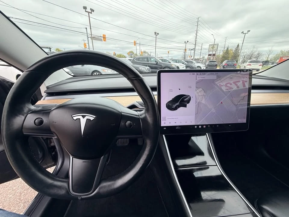 2018 Tesla Model 3 - Image 12 of 20