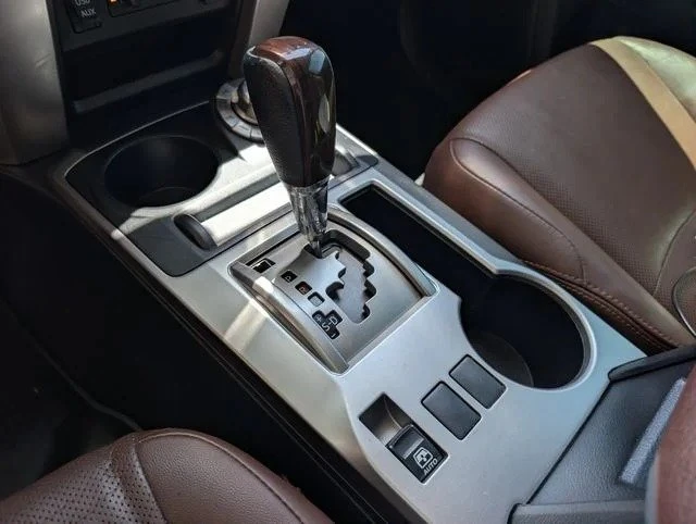 2018 Toyota 4Runner 5th Gen - Image 18 of 19