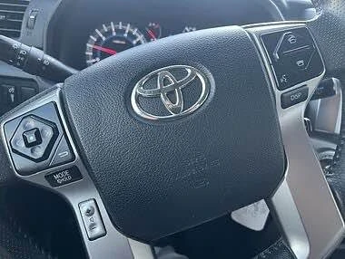 2018 Toyota 4Runner 5th Gen - Image 7 of 10