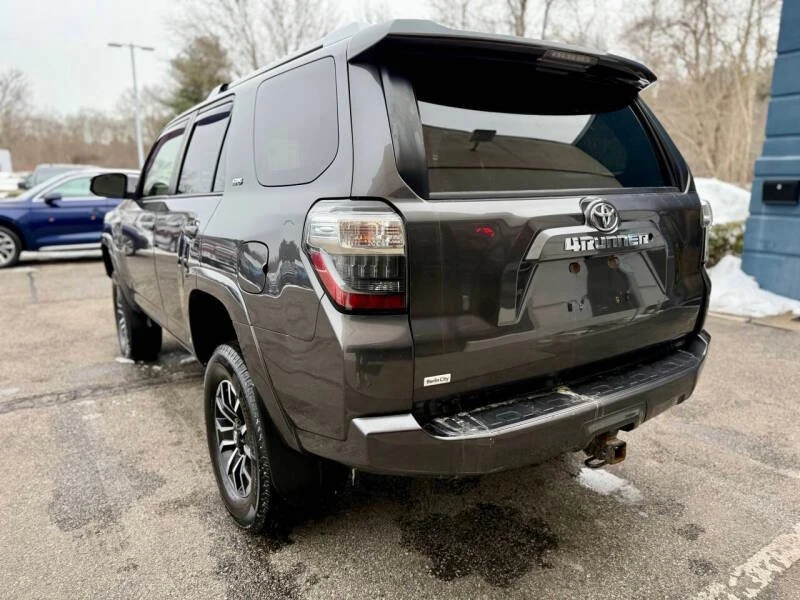 2018 Toyota 4Runner 5th Gen - Image 10 of 20