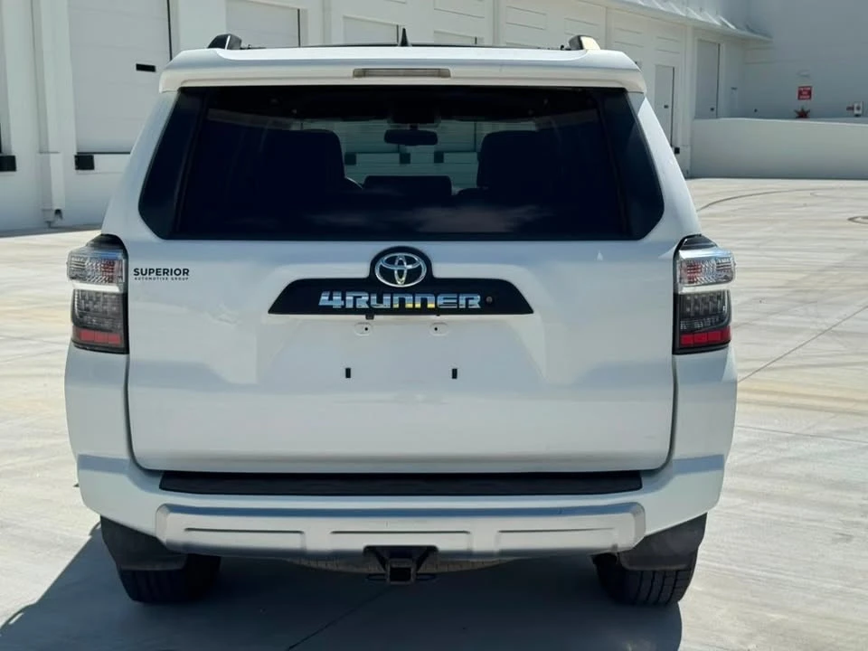 2018 Toyota 4Runner 5th Gen - Image 9 of 11