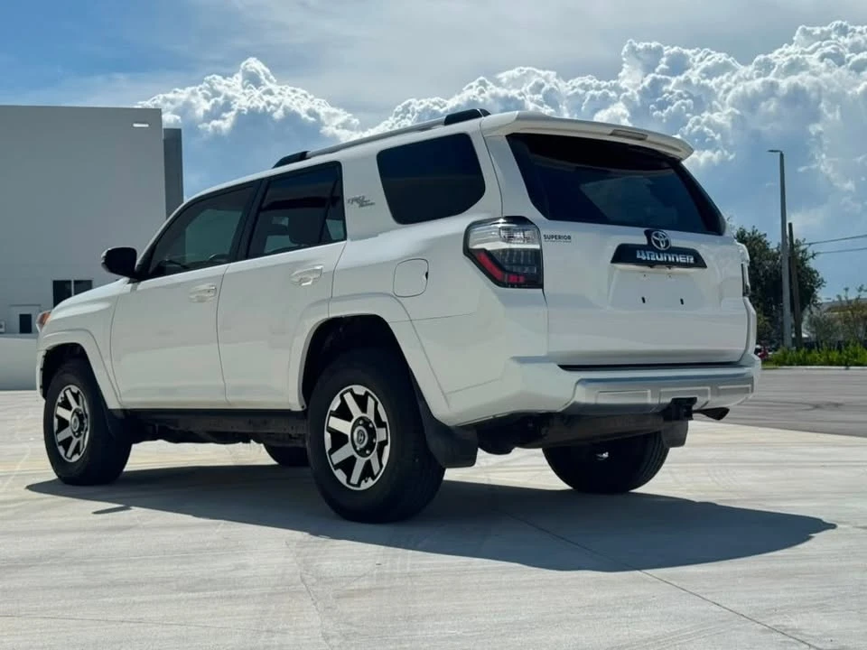 2018 Toyota 4Runner 5th Gen - Image 10 of 11