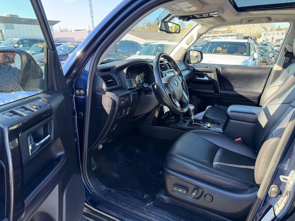 2018 Toyota 4Runner 5th Gen - Image 8 of 12