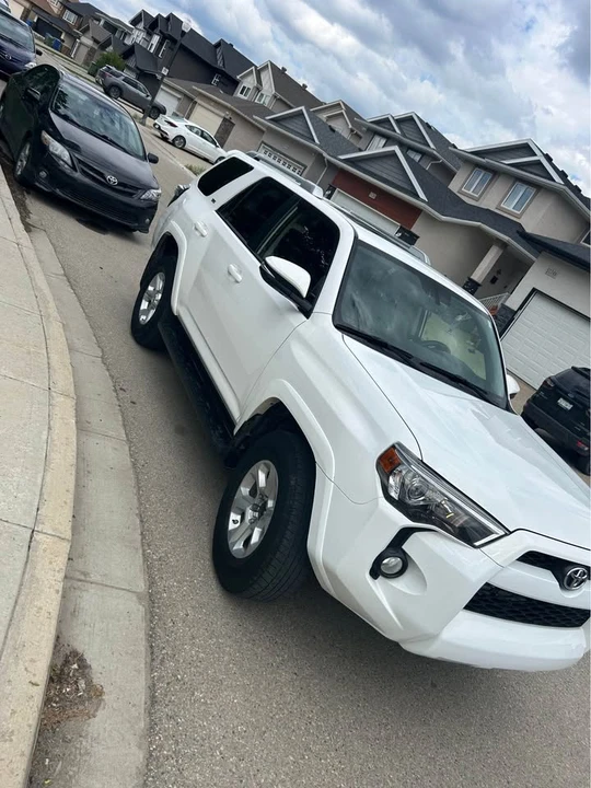 2018 Toyota 4Runner 5th Gen - Image 4 of 15