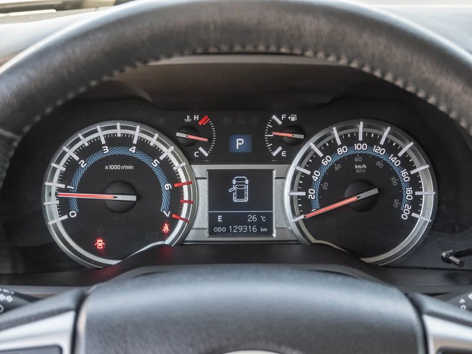 2018 Toyota 4Runner 5th Gen - Image 17 of 19