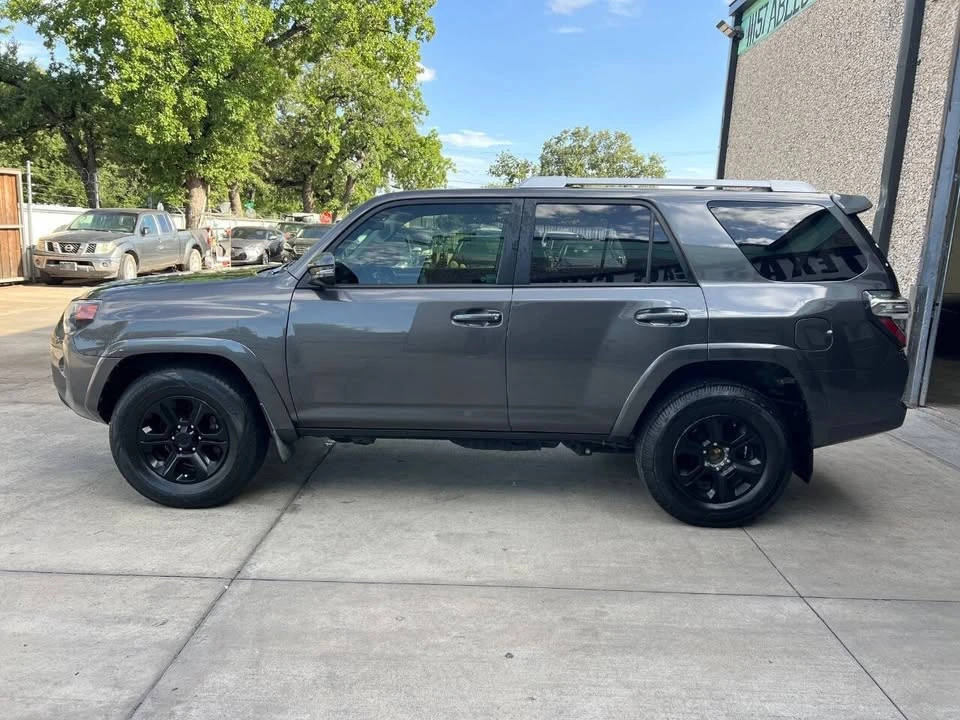 2018 Toyota 4Runner 5th Gen - Image 8 of 18