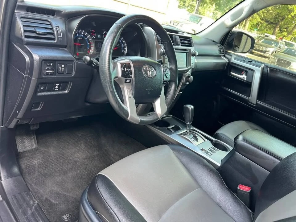 2018 Toyota 4Runner 5th Gen - Image 9 of 18