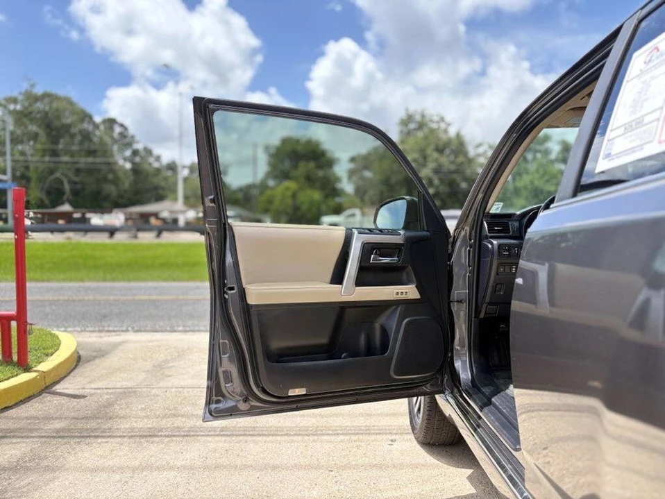 2018 Toyota 4Runner 5th Gen - Image 7 of 13
