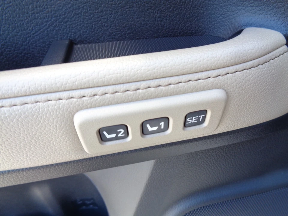 2018 Toyota 4Runner 5th Gen - Image 14 of 21