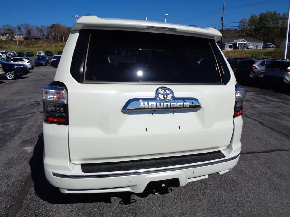 2018 Toyota 4Runner 5th Gen - Image 5 of 21