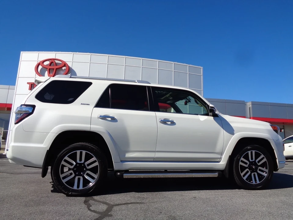 2018 Toyota 4Runner 5th Gen - Image 3 of 21