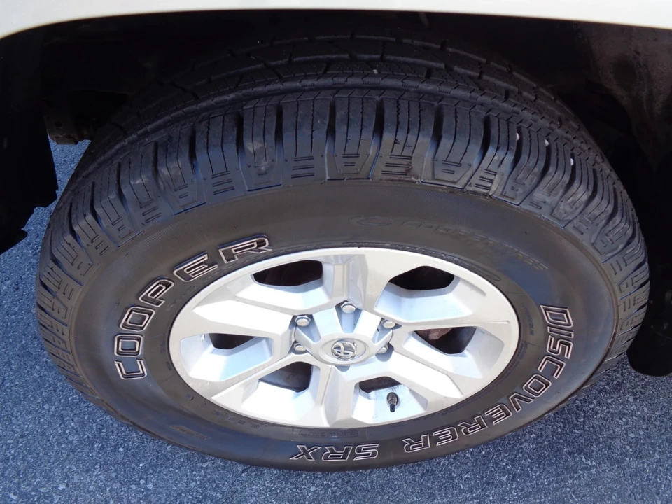 2018 Toyota 4Runner 5th Gen - Image 10 of 21