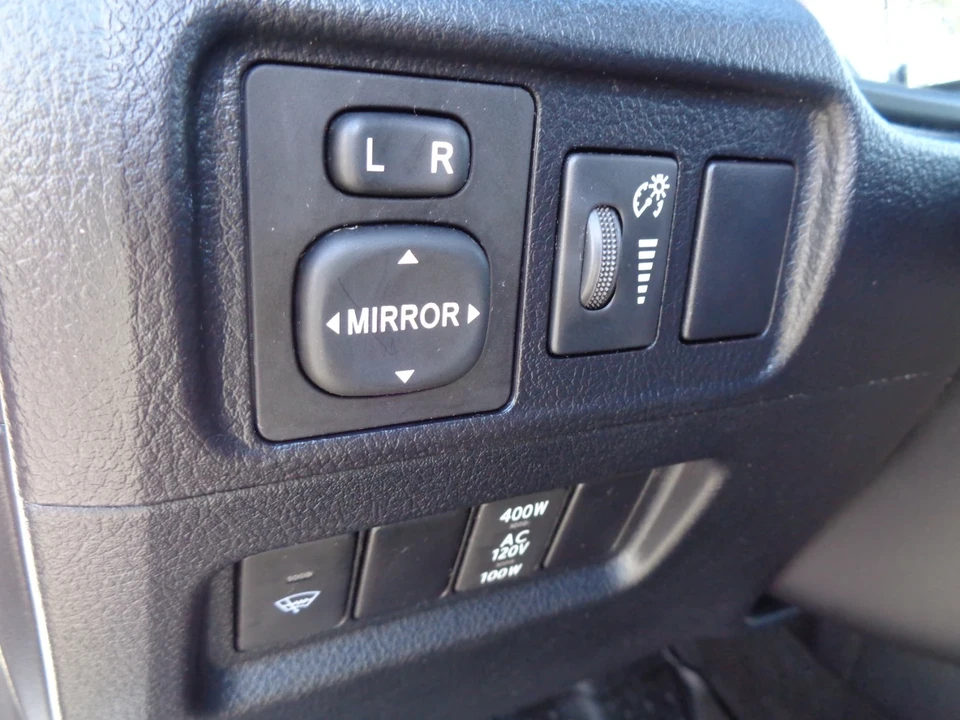 2018 Toyota 4Runner 5th Gen - Image 17 of 21