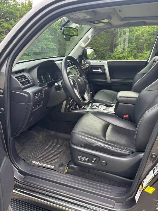 2018 Toyota 4Runner 5th Gen - Image 8 of 11