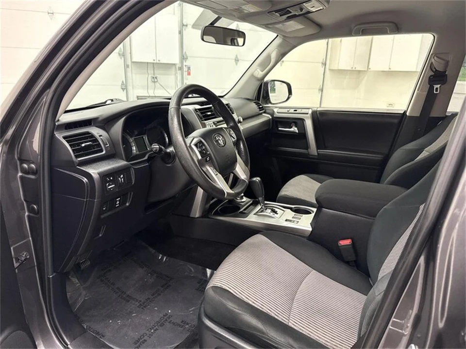 2018 Toyota 4Runner 5th Gen - Image 10 of 15