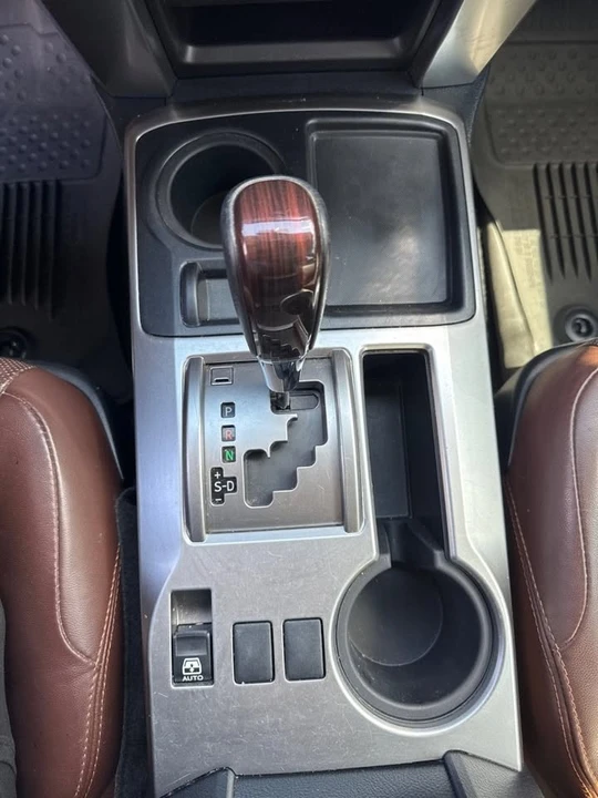 2018 Toyota 4Runner 5th Gen - Image 14 of 18