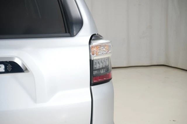 2018 Toyota 4Runner 5th Gen - Image 20 of 21