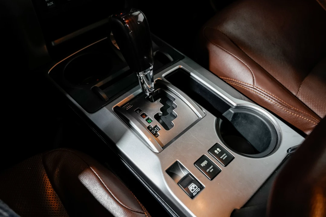 2018 Toyota 4Runner 5th Gen - Image 18 of 21