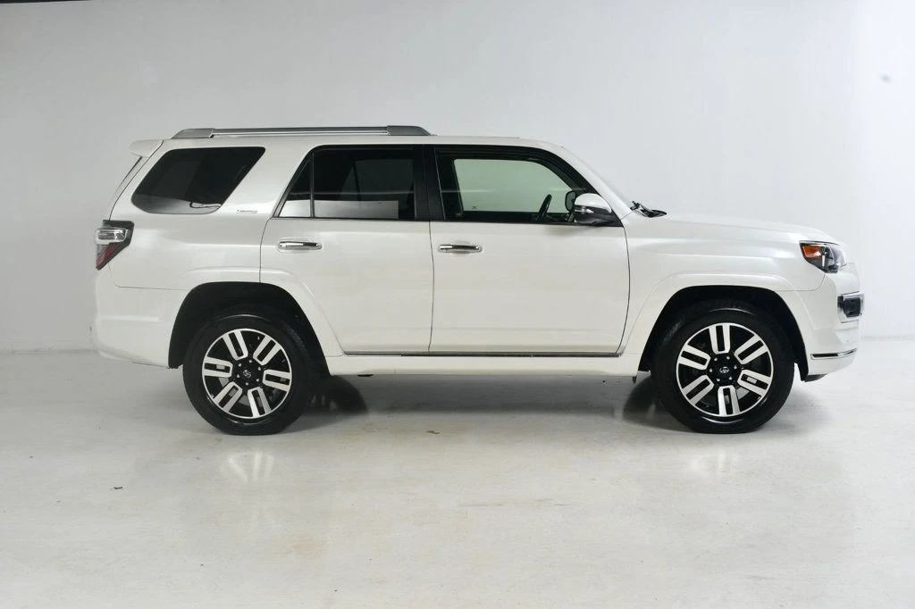 2018 Toyota 4Runner 5th Gen - Image 3 of 12
