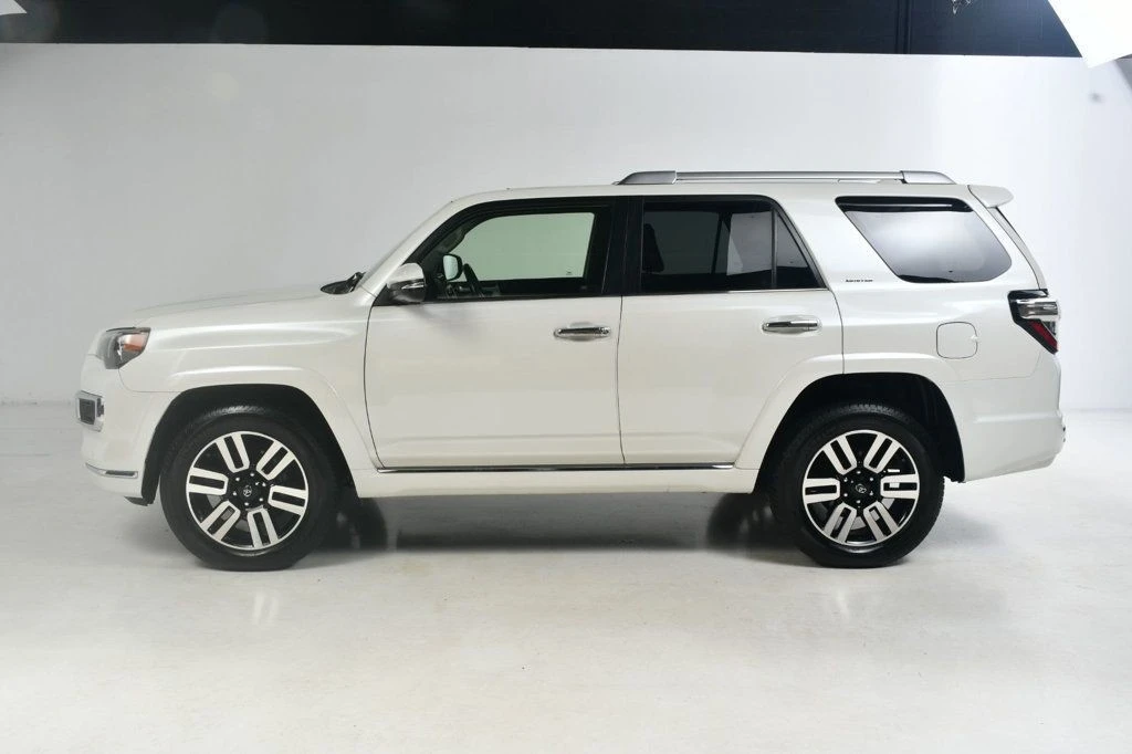 2018 Toyota 4Runner 5th Gen - Image 4 of 12