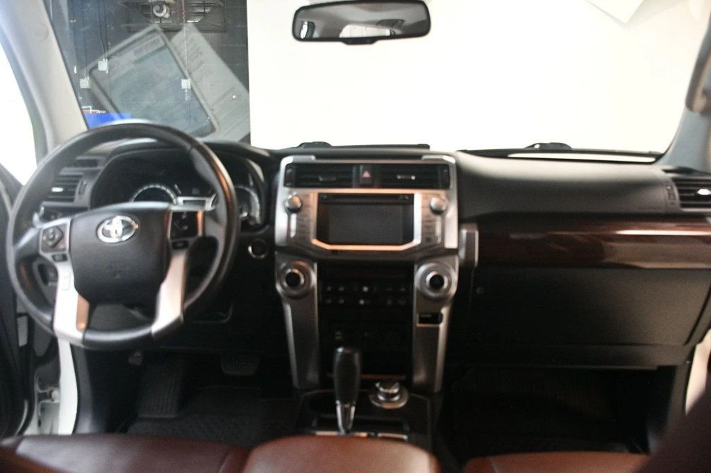 2018 Toyota 4Runner 5th Gen - Image 5 of 12