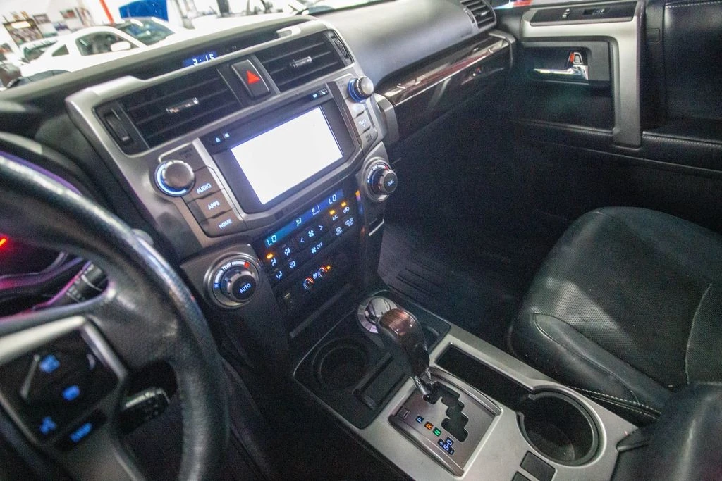 2018 Toyota 4Runner 5th Gen - Image 7 of 9