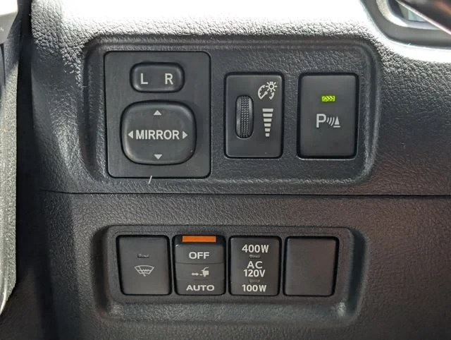2018 Toyota 4Runner 5th Gen - Image 19 of 20