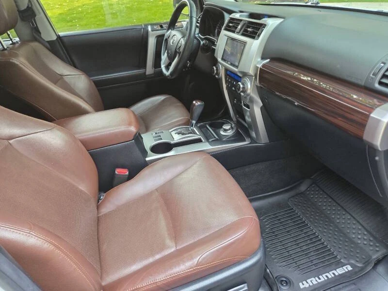 2018 Toyota 4Runner 5th Gen - Image 12 of 20