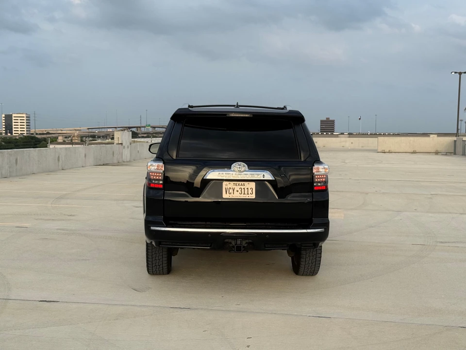 2018 Toyota 4Runner 5th Gen - Image 17 of 31