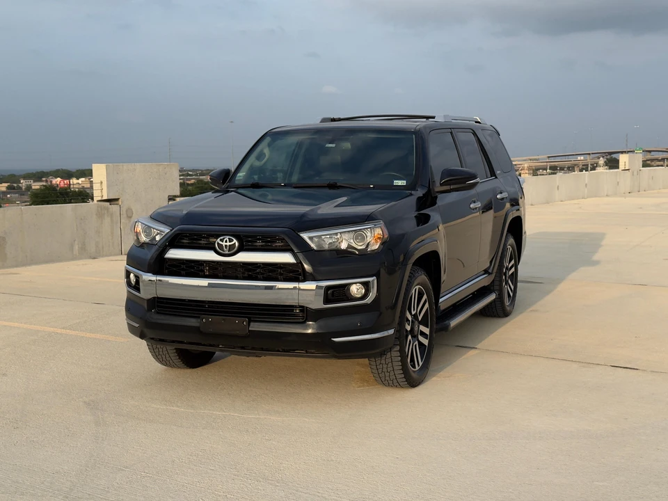 2018 Toyota 4Runner 5th Gen - Image 11 of 31