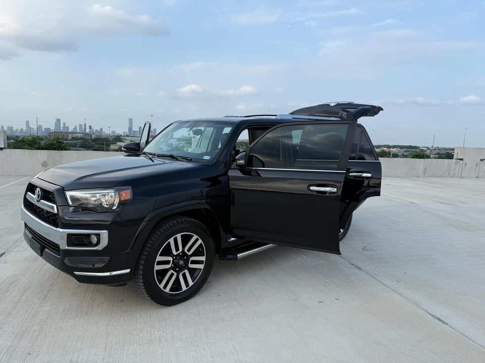 2018 Toyota 4Runner 5th Gen - Image 28 of 31