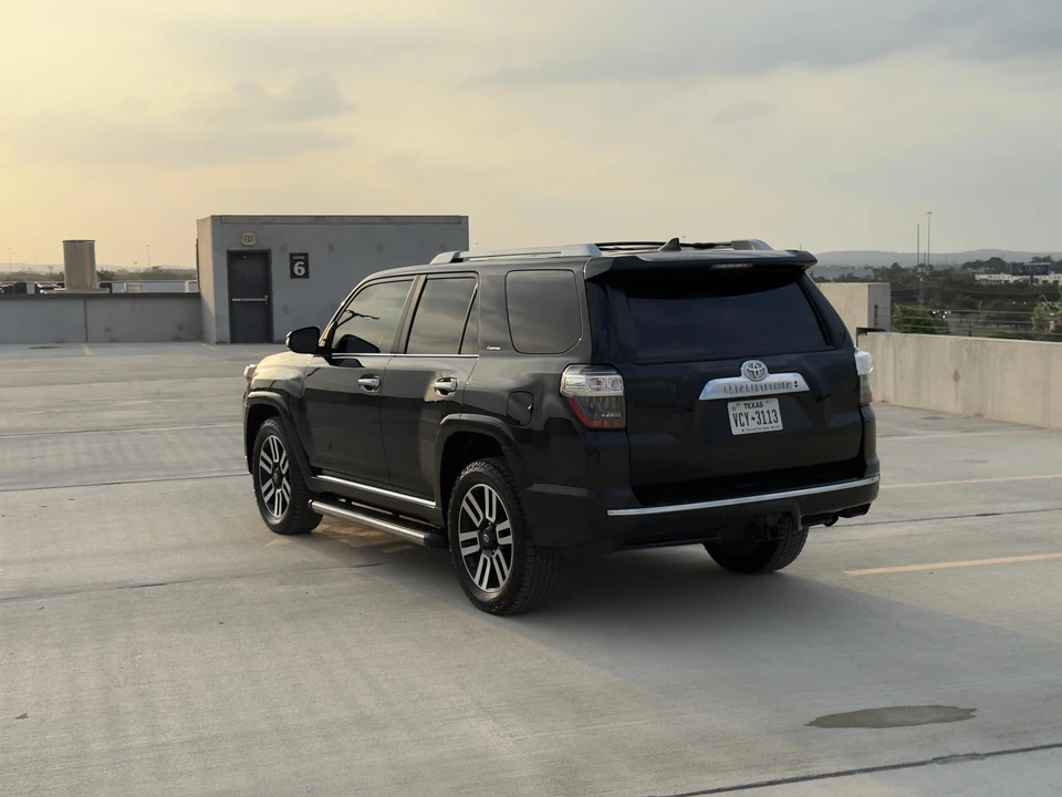 2018 Toyota 4Runner 5th Gen - Image 15 of 31