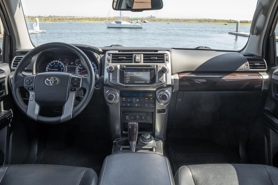2018 Toyota 4Runner 5th Gen - Image 25 of 31