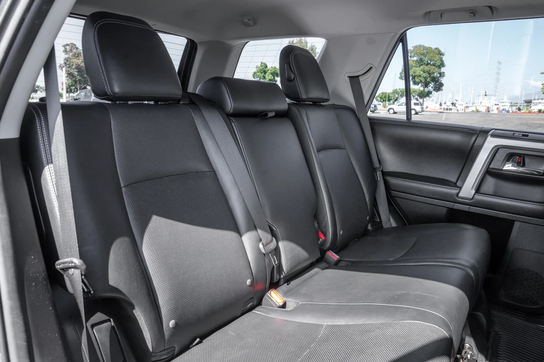 2018 Toyota 4Runner 5th Gen - Image 27 of 31