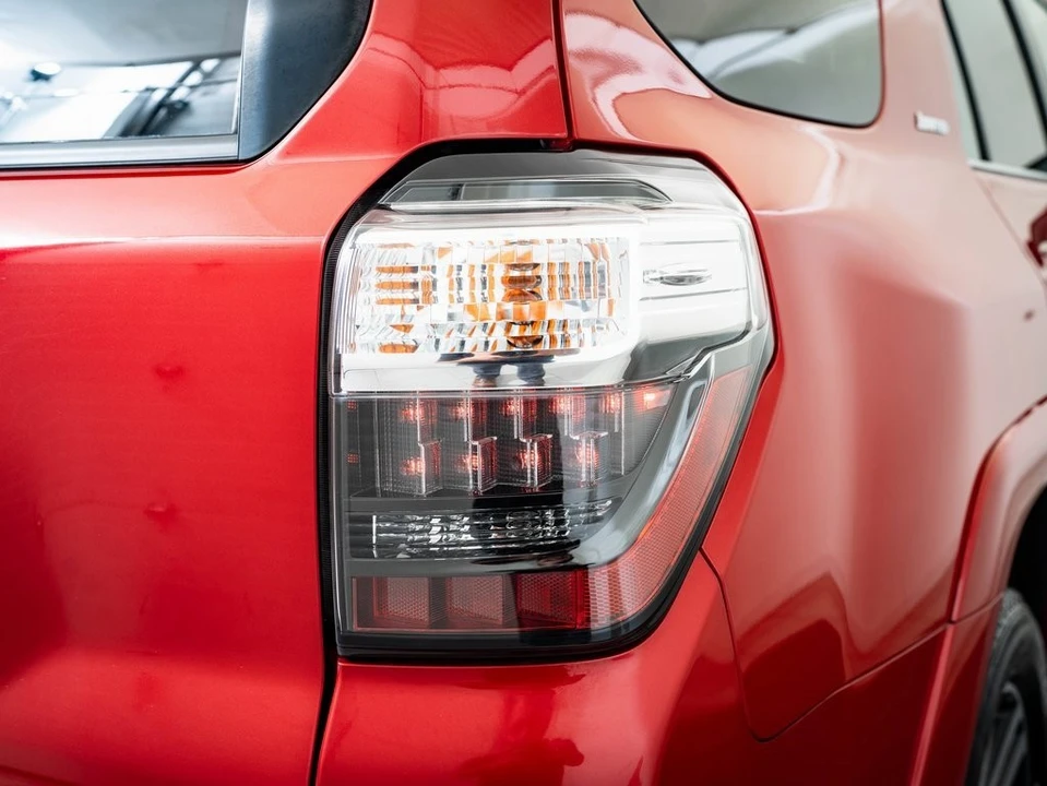 2018 Toyota 4Runner 5th Gen - Image 9 of 21