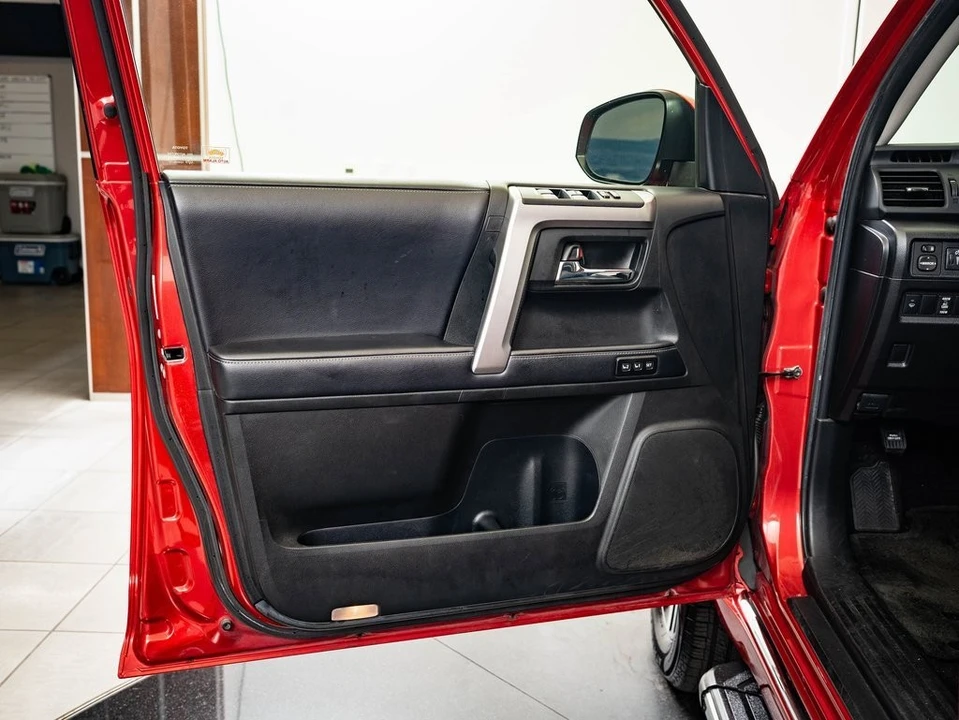 2018 Toyota 4Runner 5th Gen - Image 21 of 21