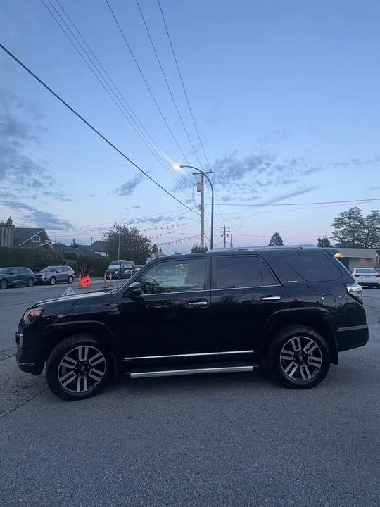 2018 Toyota 4Runner 5th Gen - Image 4 of 17