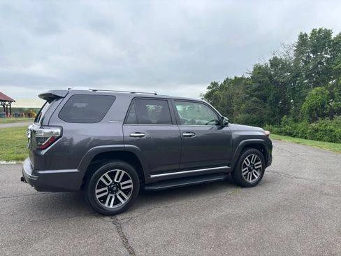2018 Toyota 4Runner - Image 3 of 7