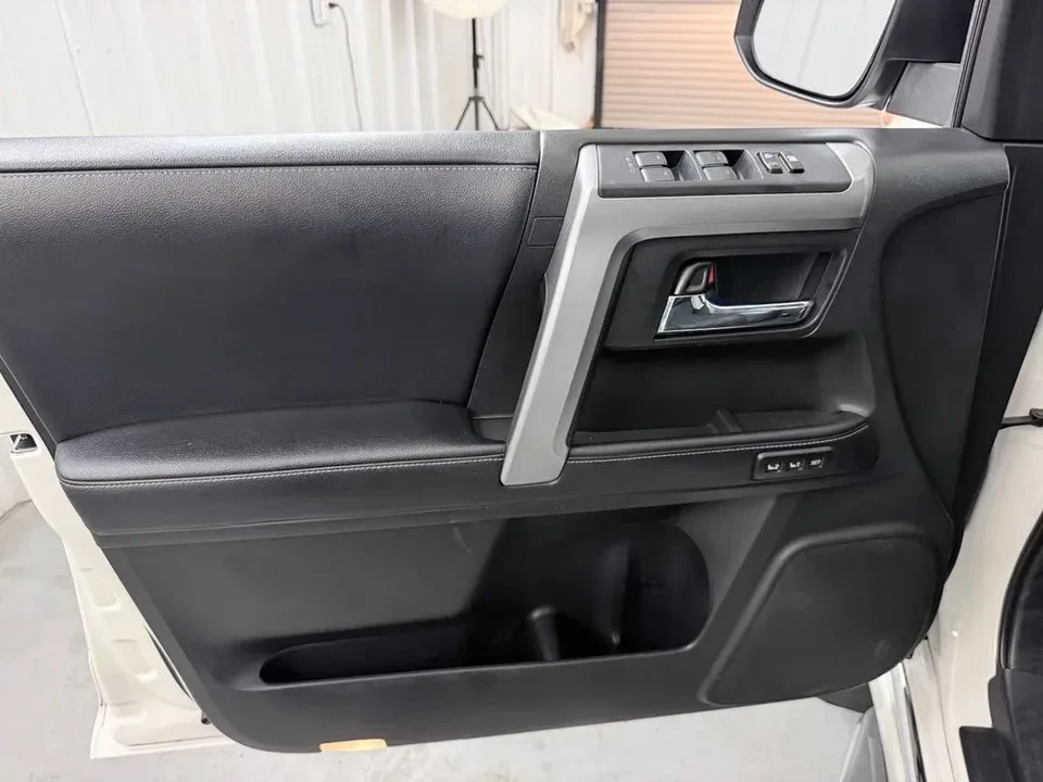 2018 Toyota 4Runner 5th Gen - Image 8 of 18