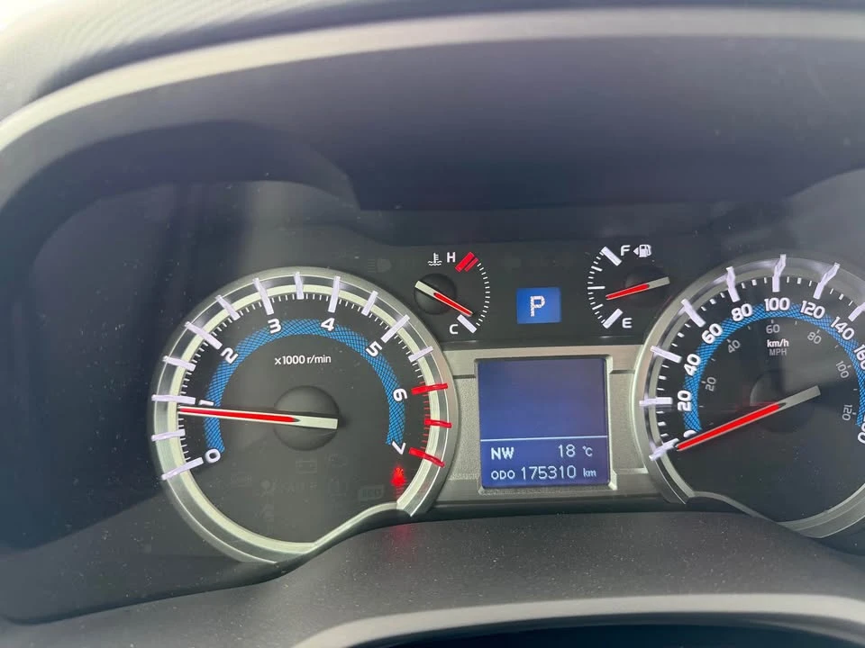 2018 Toyota 4Runner 5th Gen - Image 8 of 16