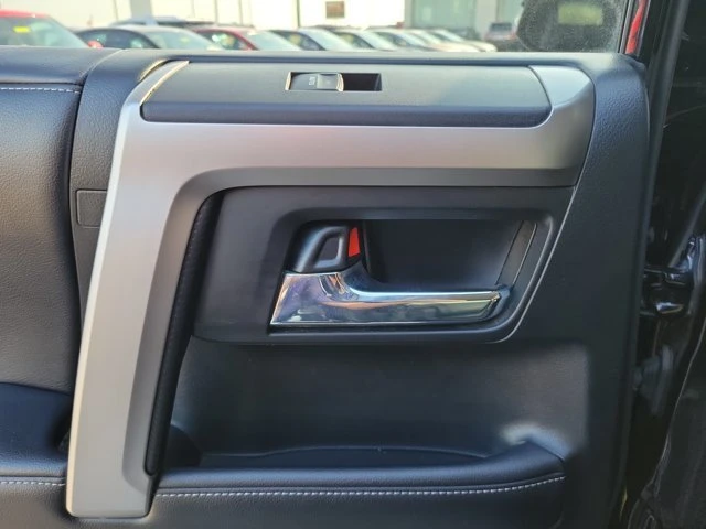 2018 Toyota 4Runner 5th Gen - Image 12 of 20