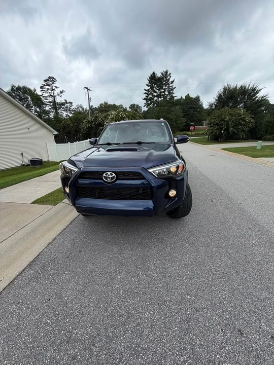 2018 Toyota 4Runner 5th Gen - Image 10 of 20