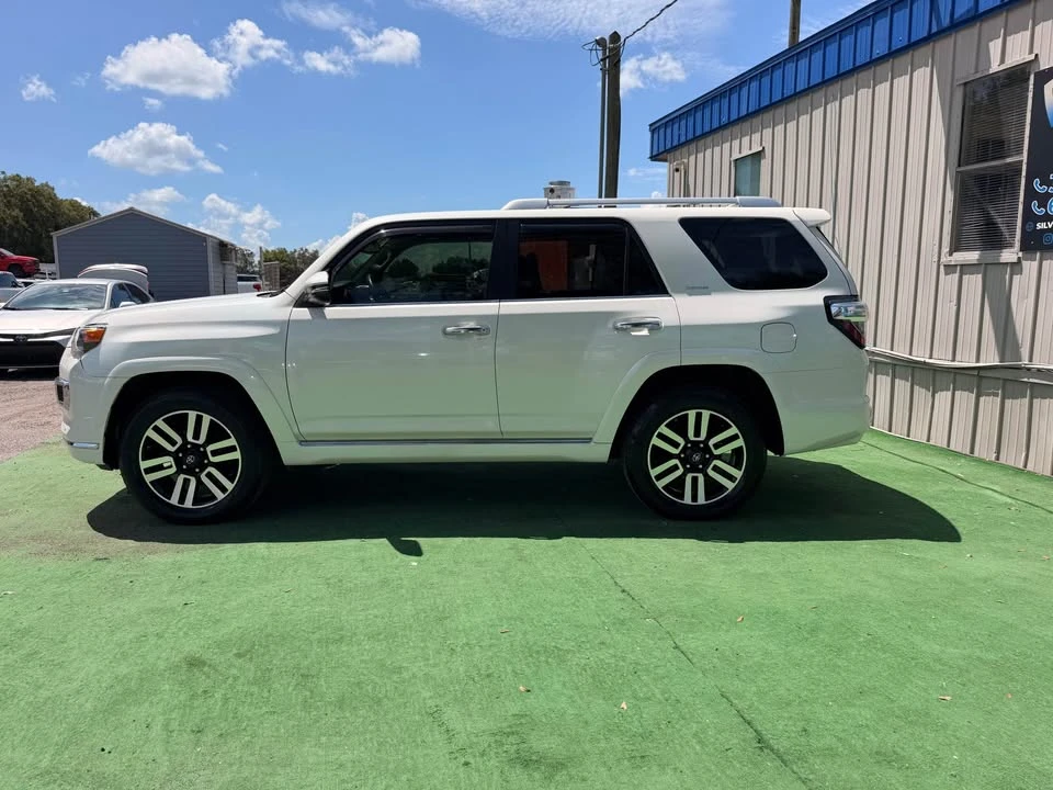 2018 Toyota 4Runner 5th Gen - Image 8 of 17
