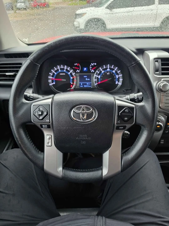 2018 Toyota 4Runner 5th Gen - Image 11 of 17