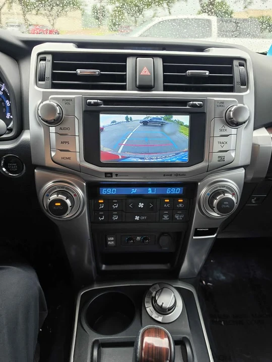 2018 Toyota 4Runner 5th Gen - Image 10 of 17