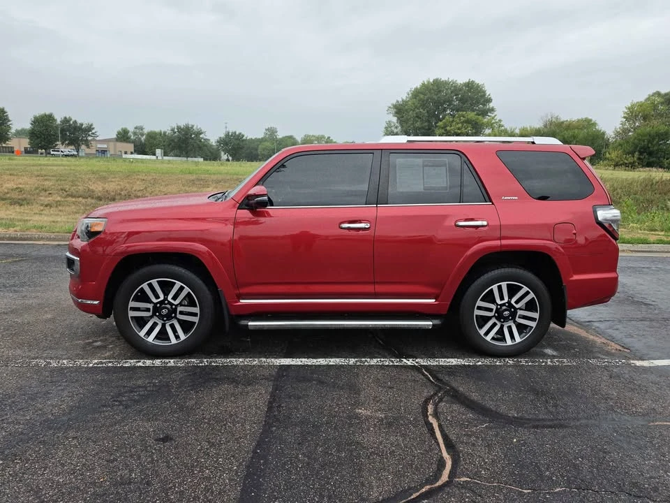 2018 Toyota 4Runner 5th Gen - Image 4 of 17