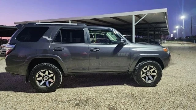 2018 Toyota 4Runner 5th Gen - Image 11 of 21