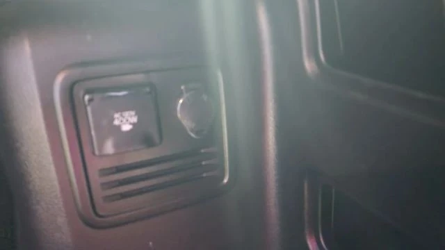 2018 Toyota 4Runner 5th Gen - Image 16 of 21